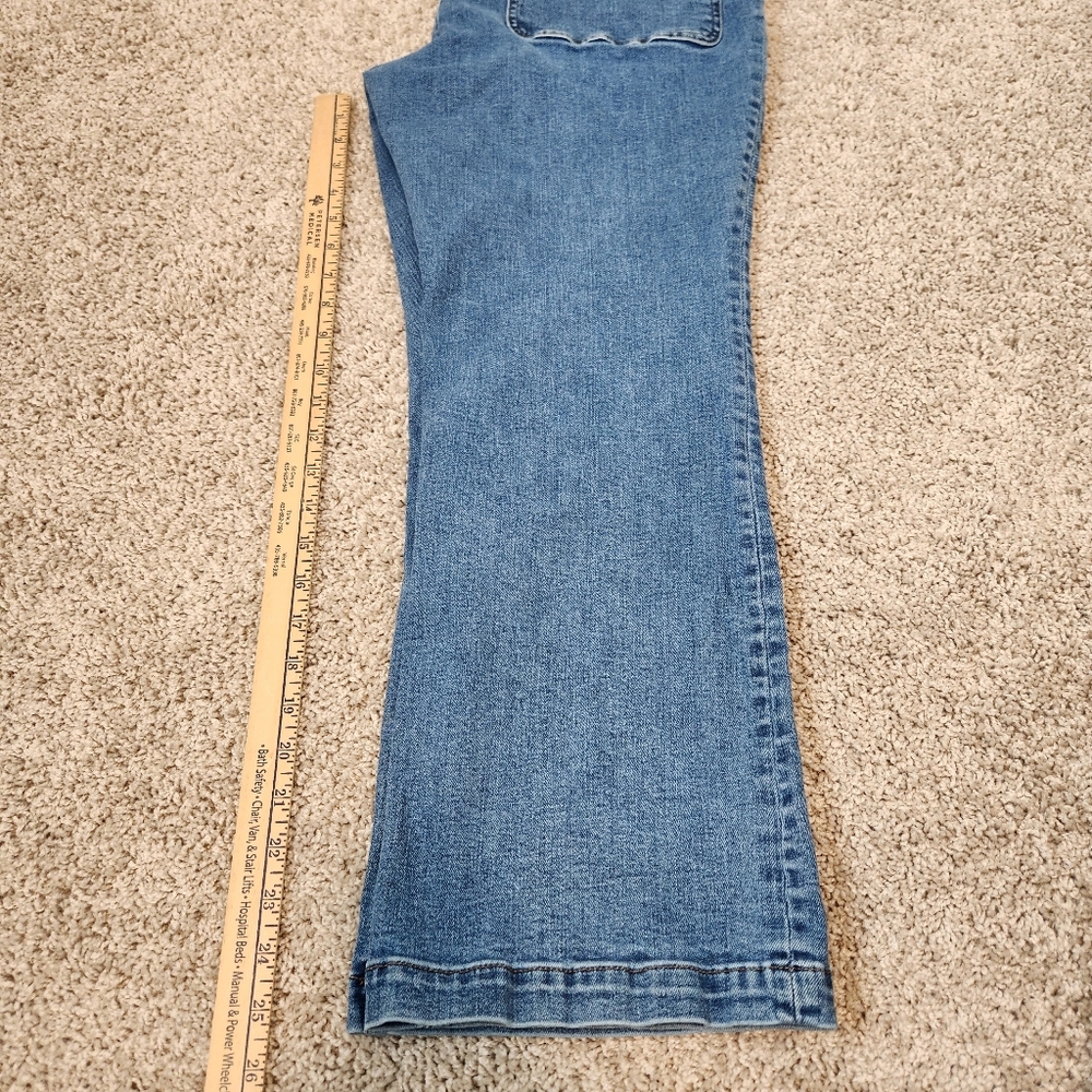 Madewell Kick‎ Out Crop Mid Rise Jeans Elkton Wash Size 32 - Picture 8 of 8